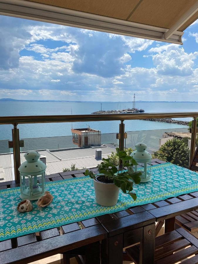 Apartment Nadejda Pomorie Luaran gambar