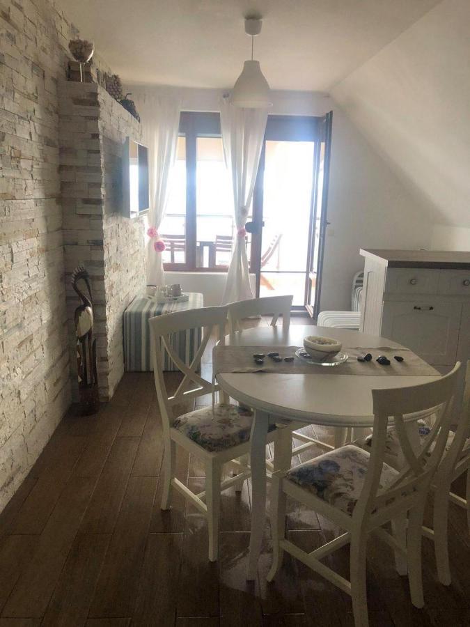 Apartment Nadejda Pomorie Luaran gambar