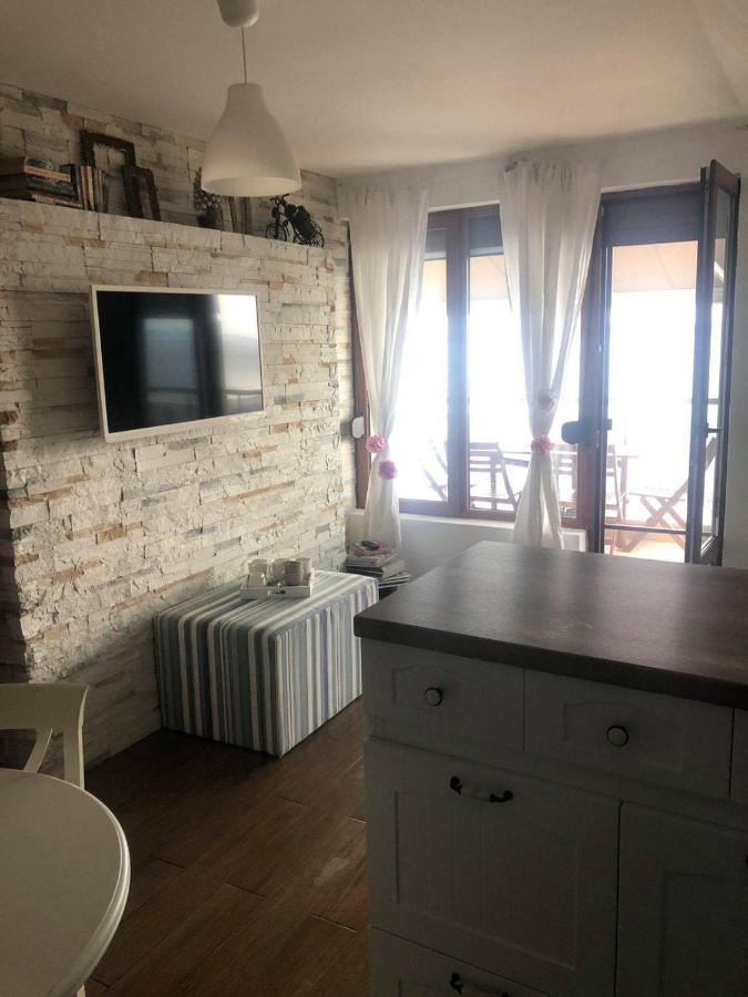Apartment Nadejda Pomorie Luaran gambar